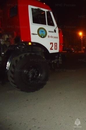 Спасатели МЧС России приняли участие в ликвидации ДТП в городе Новый Оскол
